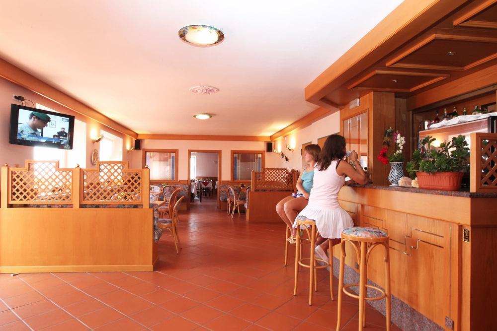 Hotel Garni Villanova Molveno Exterior foto